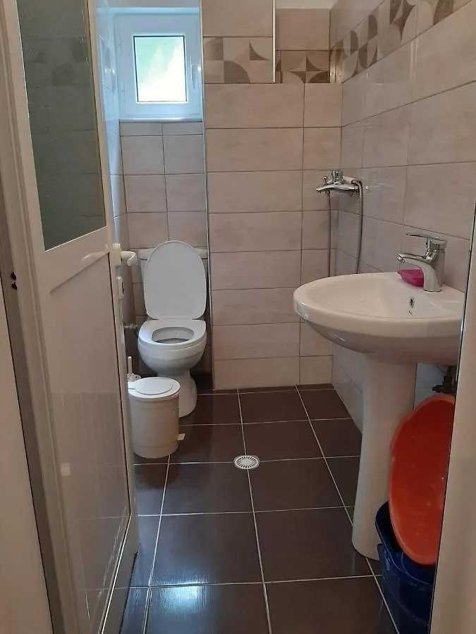 Tophill Apartments Borsh 0*,  Albania