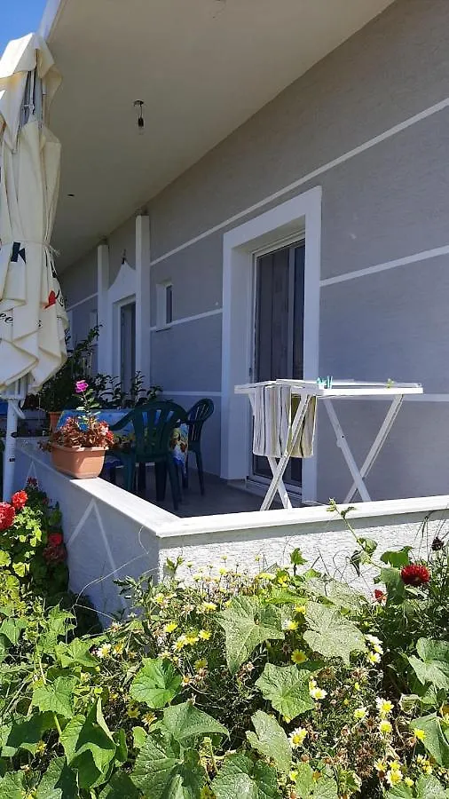 Tophill Apartments Borsh Albania