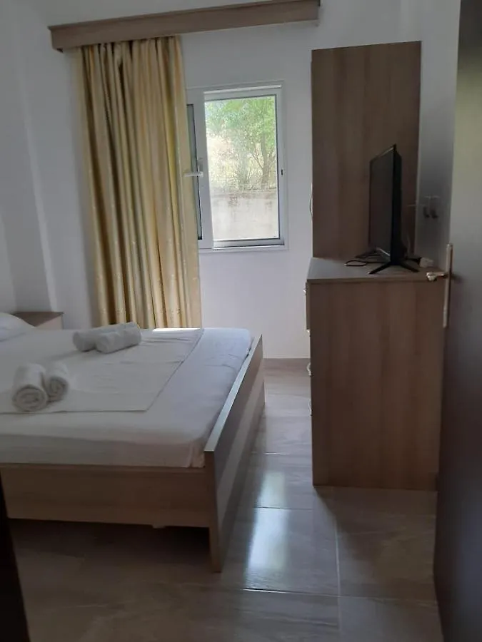 Tophill Apartments Borsh Albania