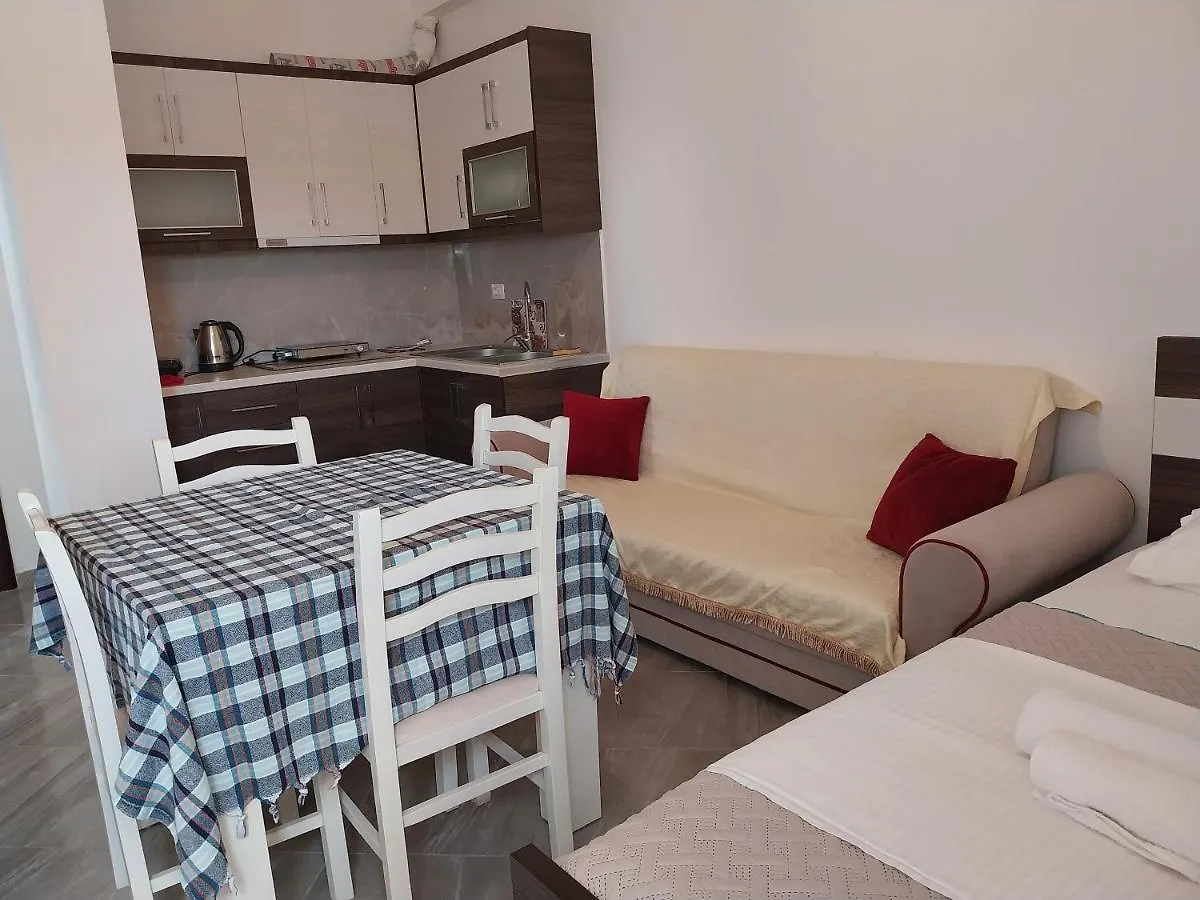 Tophill Apartments Borsh 0*,  Albania