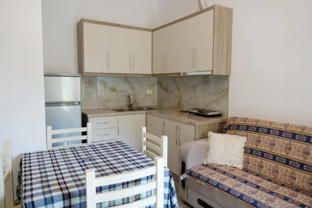 Tophill Apartments Borsh Albania